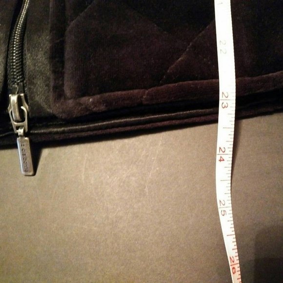FLASH SALE! NEW Liz Claiborne Black Velvet Vest. Quilted, Zip Front & Pockets, S - Picture 11 of 13
